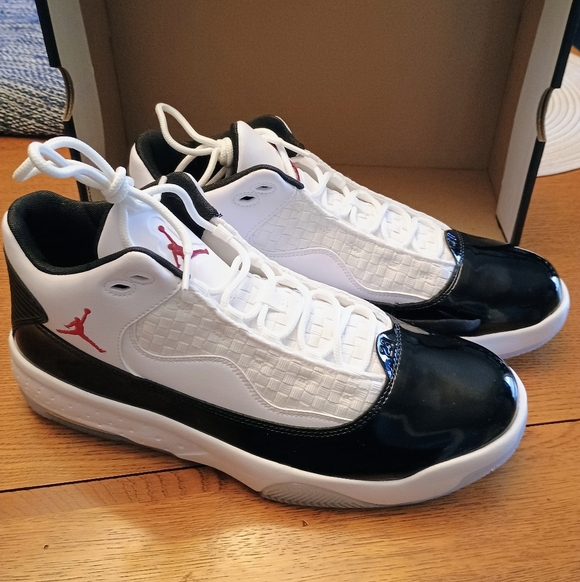 Jordan Other - New Nike Jordan Max Aura 2 Sneakers Shoes Mens Size 11